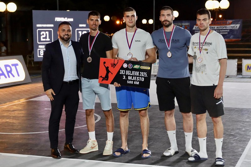 Opština Ugljevik podržala turnir u basketu (FOTO)
