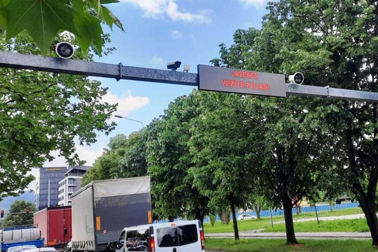 Vozači u Banjaluci i dalje nerado vežu pojas