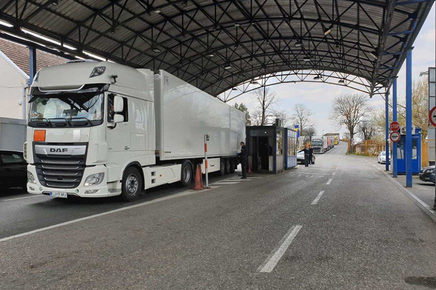UIO BiH: U Gradiški oduzeta mašina za pakovanje cigareta vrijedna 100.000 KM