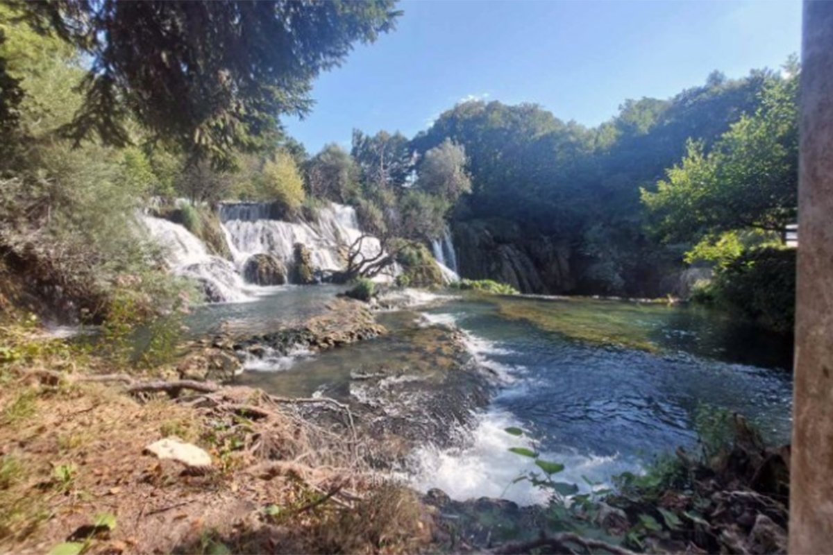 Inspektorat RS o promjeni boje vode rijeke Une