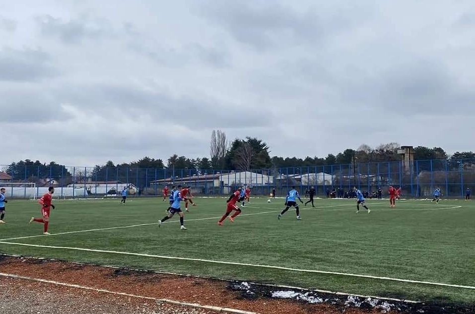 Radnik ubjedljiv na početku priprema, savladana Zvijezda 09