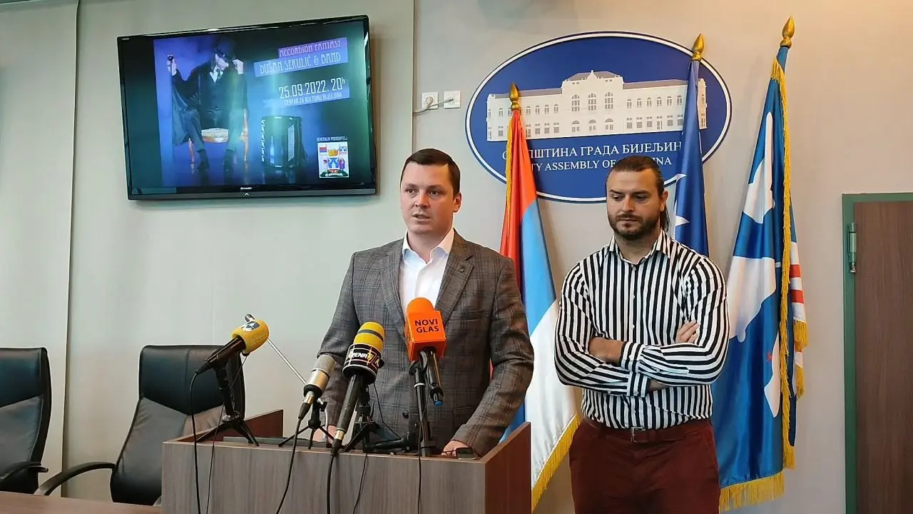 POKLON GRAĐANIMA BIJELJINE U nedjelju koncert Dušana Sekulića 