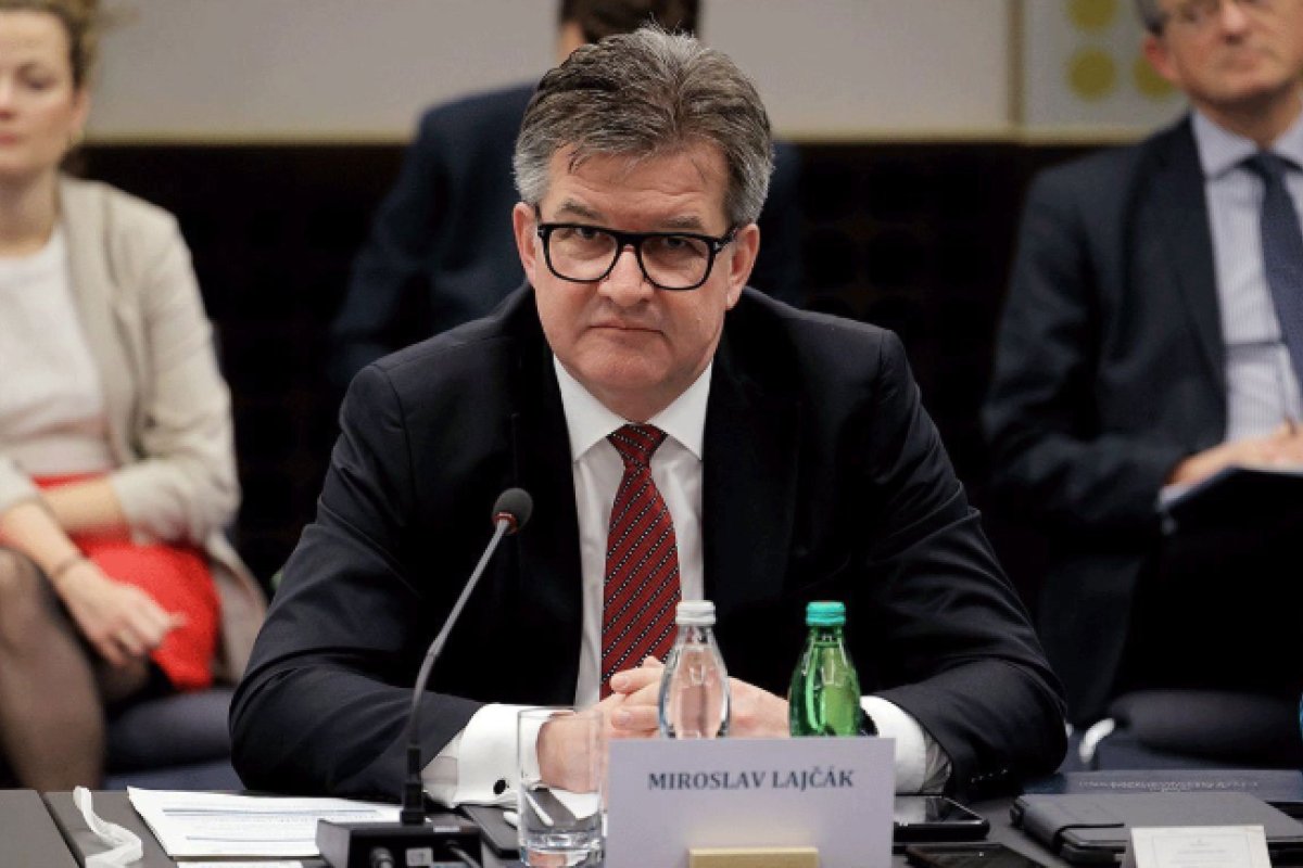 Miroslav Lajčak podnio ostavku nakon objavljivanja prepiske sa Epstajnom