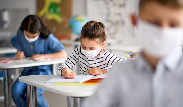 Јedan zaraženi učenik dovoljan da čitavo odjeljenje pređe na onlajn nastavu