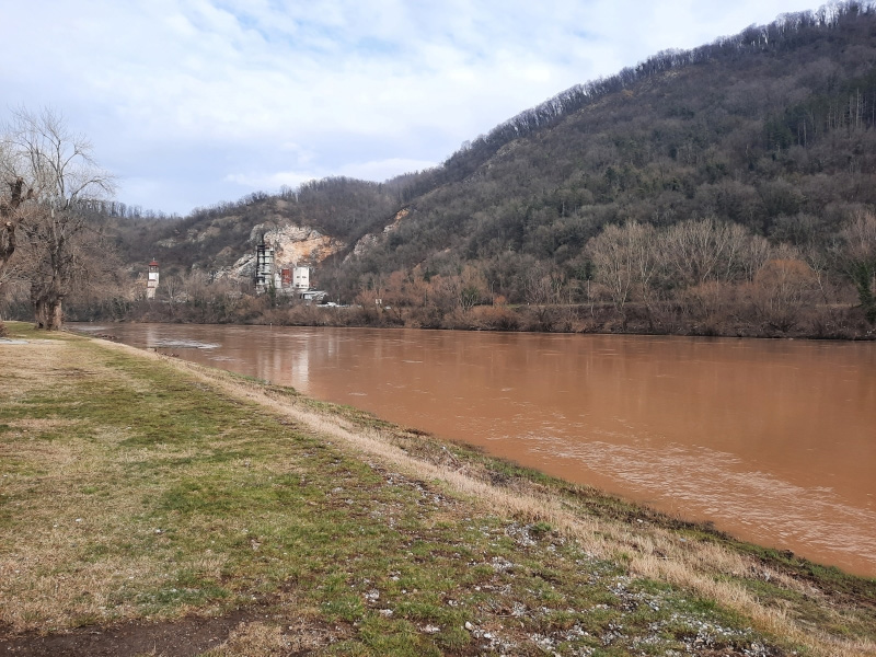 Večeras se očekuje porast vodostaja rijeke Drine /FOTO/