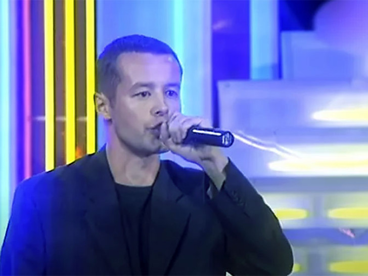 Hit devedesetih nastao u trolejbusu: Kako je Dr Iggy dobio „Oči boje duge“