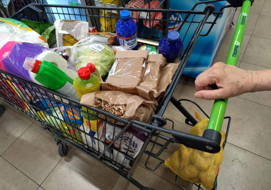 Cijene rastu, potrošačka korpa ide na 3000 KM: Hoće li uslijediti novo poskupljenje?