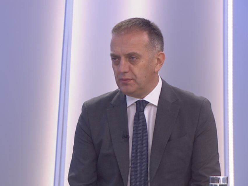 Račić upozorava: Javna preduzeća imaju 5.000 radnika viška, potrebni bolni rezovi