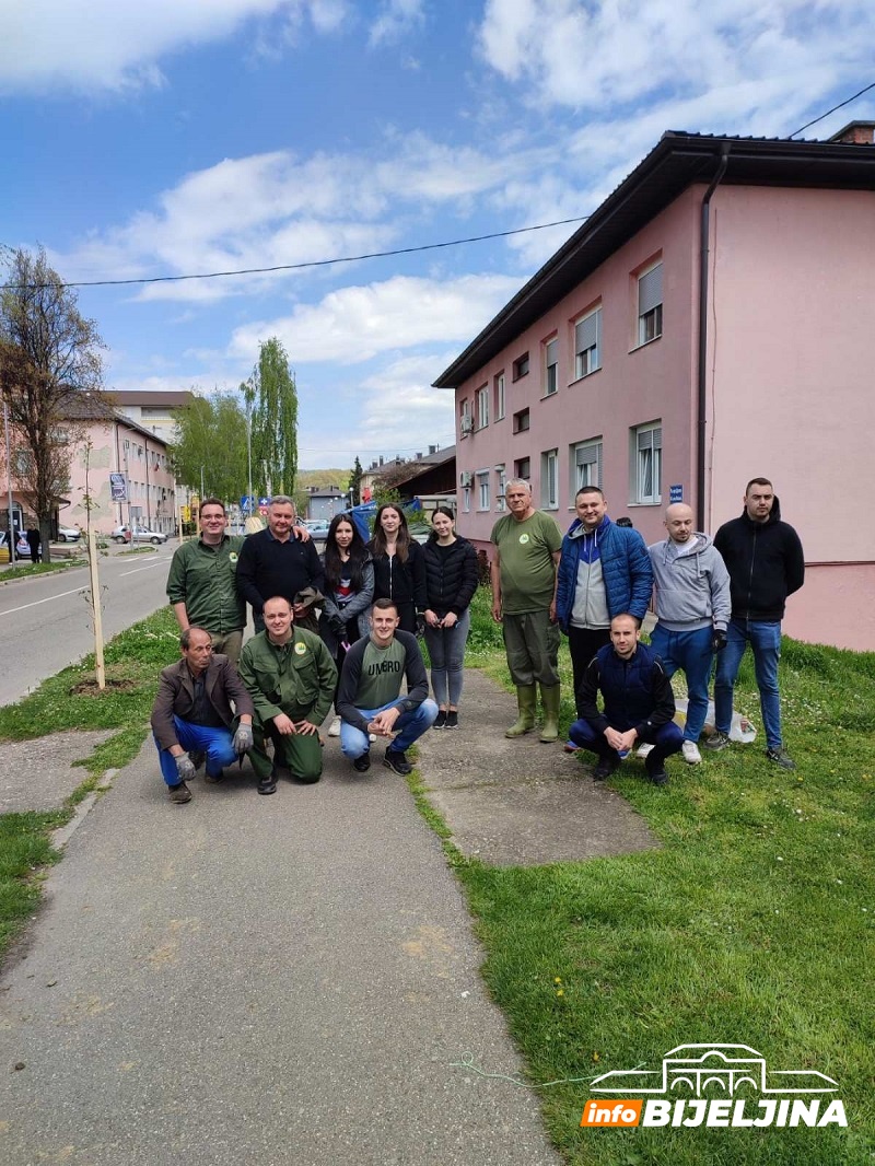 Lokalna zajednica se bori protiv zagađenja: Uklonjene divlje deponije, posađen drvored i razvijena ekološka svijest u školama