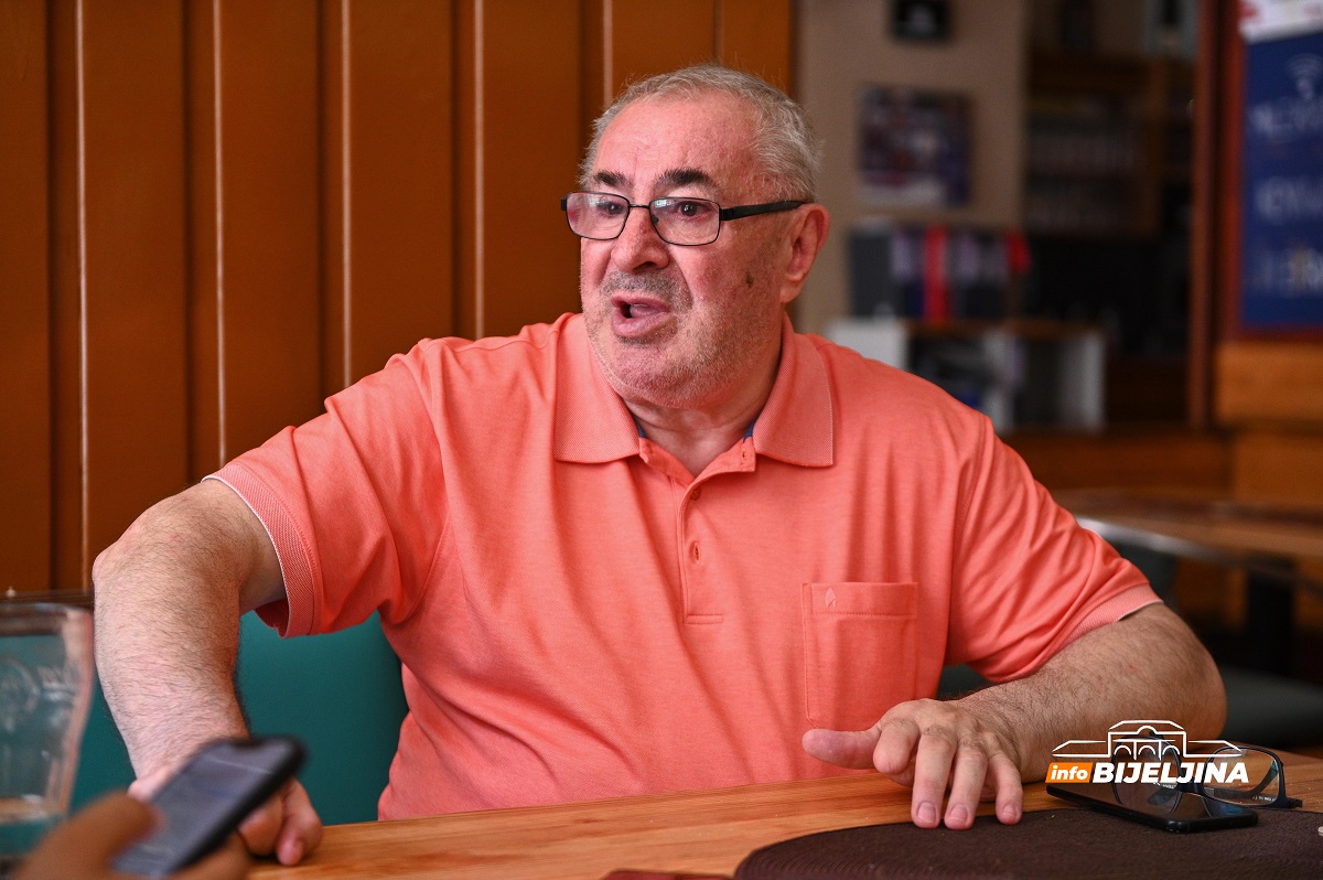 PUNOG SRCA IDE U PENZIJU Mile Stepanović 41 godinu drži restoran u Beču (FOTO)