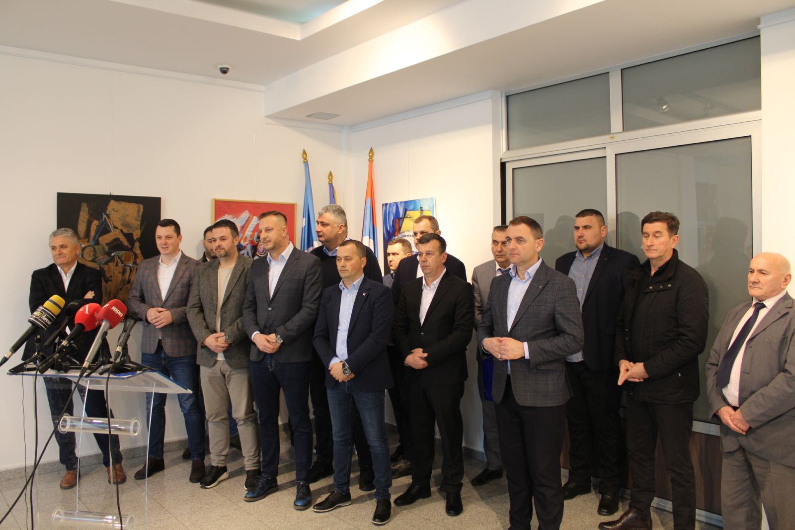 Na strani Narodne koalicije „Pokrenimo Bijeljinu“ 16 stranaka: Gradonačelnik nema podršku ni svoje partije