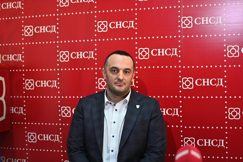 Evo ko su novi odbornici SNSD-a u Skupštini grada Bijeljina (FOTO)