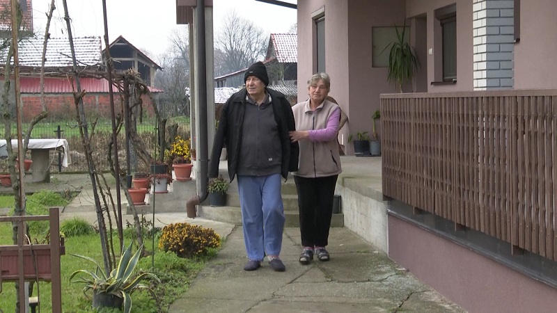 Vrijedni Radovanovići velikog srca: Mnogo nam znači što unuk želi da ostane na imanju i unaprijedi ga