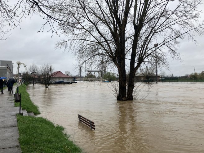 Trninić: U većini gradova i opština ukinute vanredne mjere