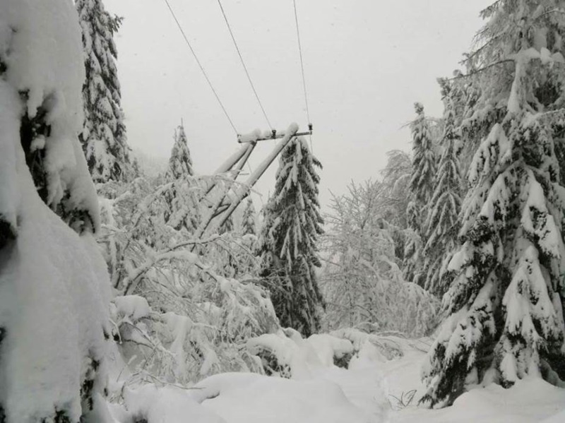 Bez struje 127.000 korisnika, izuzetno teška situacija u Tuzlanskom kantonu