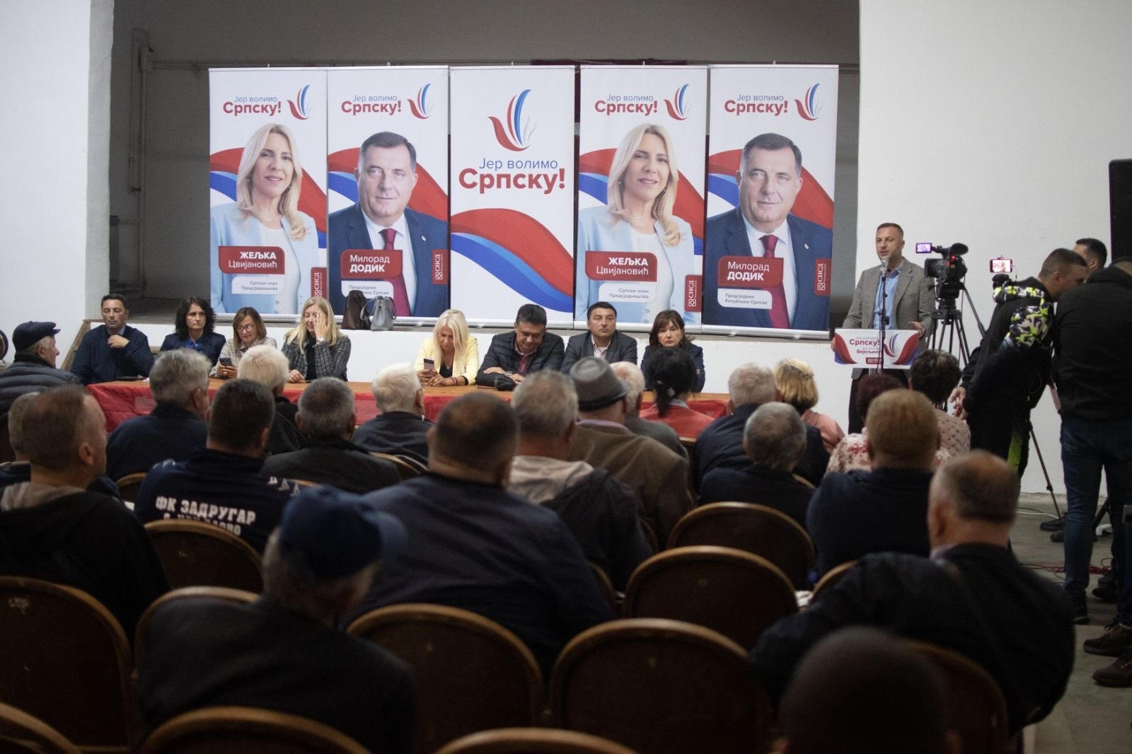 Ćorić: Sve je više ljudi na patriotskoj strani - strani SNSD-a