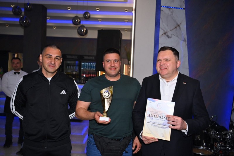 Bijeljina: Na sportskim igrama više od 80 pripadnika MUP-a, ministar pokazao umijeće u streljaštvu (FOTO)