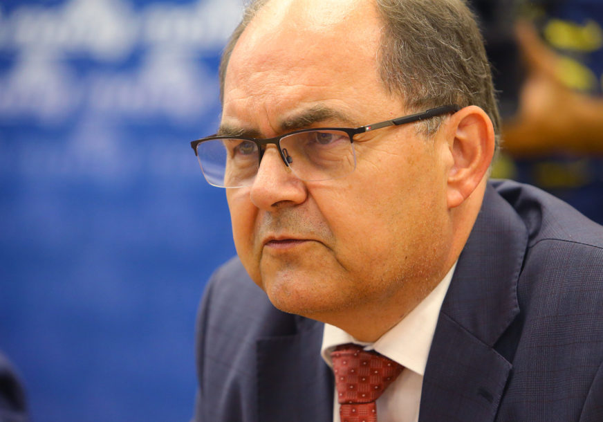 Ističe rok koji je Nijemac postavio za izmjene Izbornog zakona