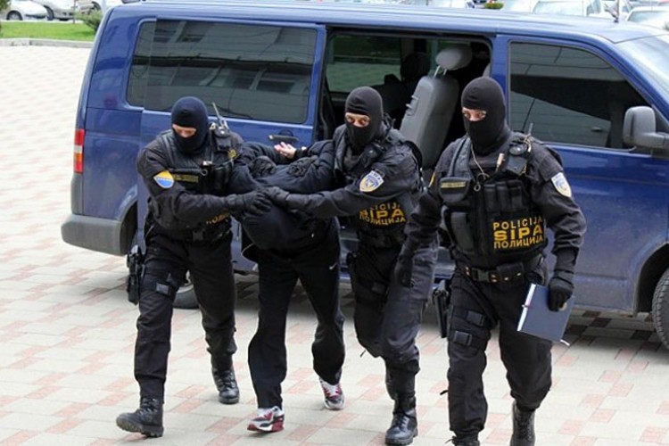 Uhapšen krijumčar iz BiH zbog prevoza više od 81 kilogram marihuane za Austriju