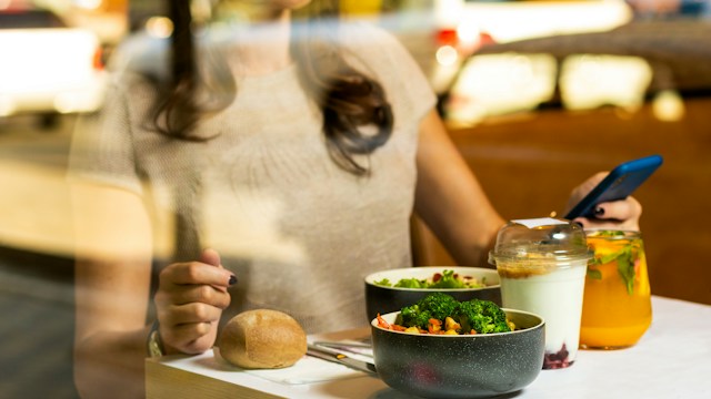 Kada je najbolje vrijeme za ručak? Nutricionistkinja objašnjava zašto je važan redovan raspored