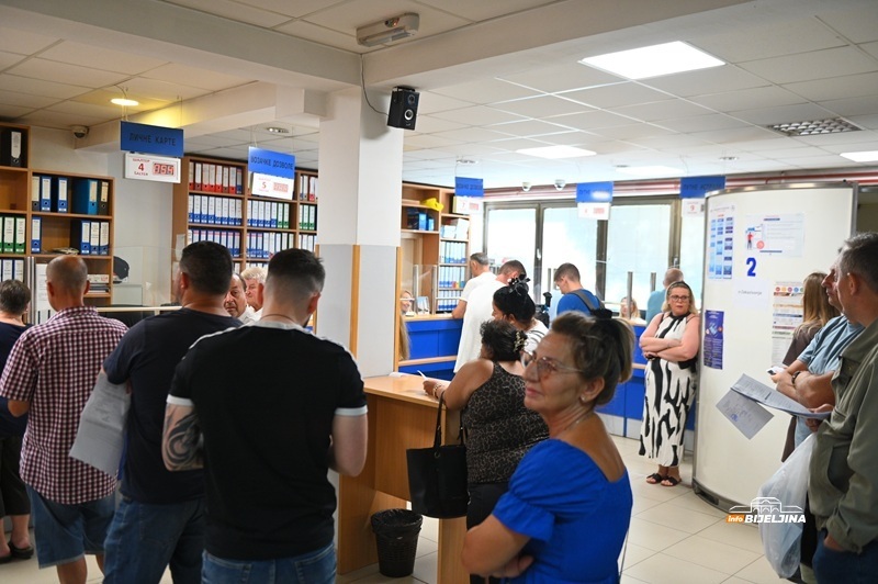 Bijeljinci lakše do dokumenata: Nema više čekanja ako se zakažete na sajtu MUP-a