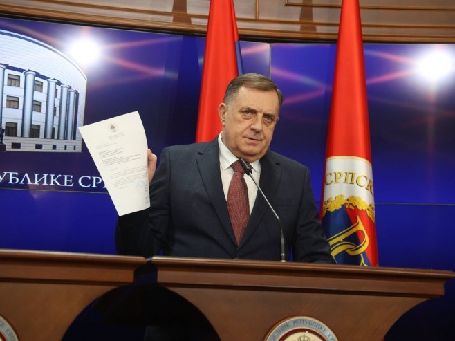 Dodik: Danas ću u proceduru uputiti novi ustav RS
