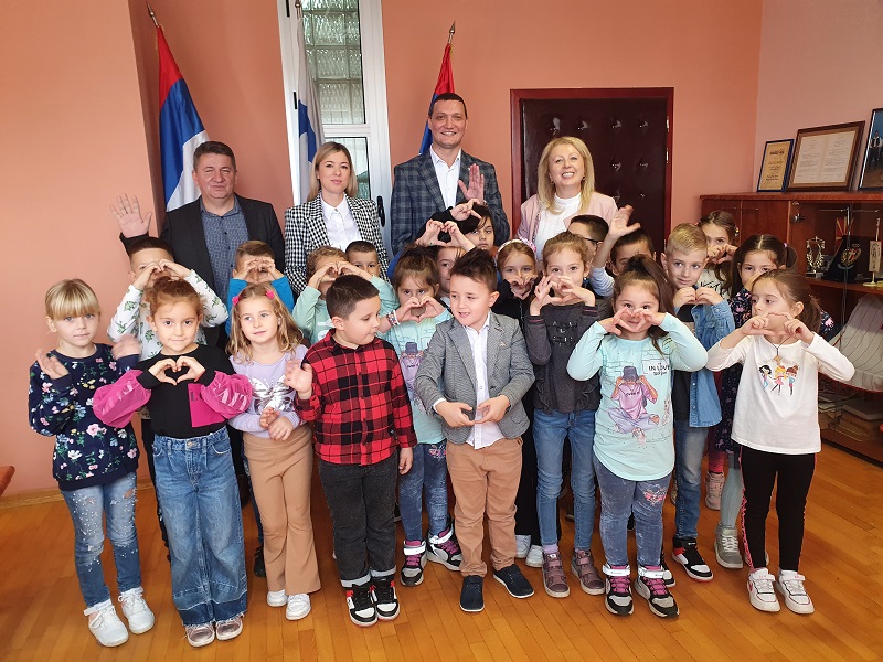 “Volite naš Ugljevik” Đaci prvaci u posjeti Opštinskoj upravi