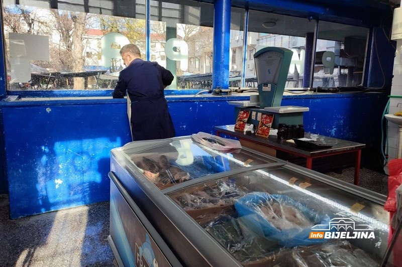 PAPRENE CIJENE POSNIH NAMIRNICA: Vaskršnji post uveliko počeo, za vjernike osim duhovnog predstavlja i materijalni izazov