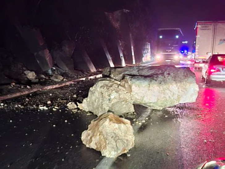 OPREZ: Učestali odroni i magla otežavaju saobraćaj