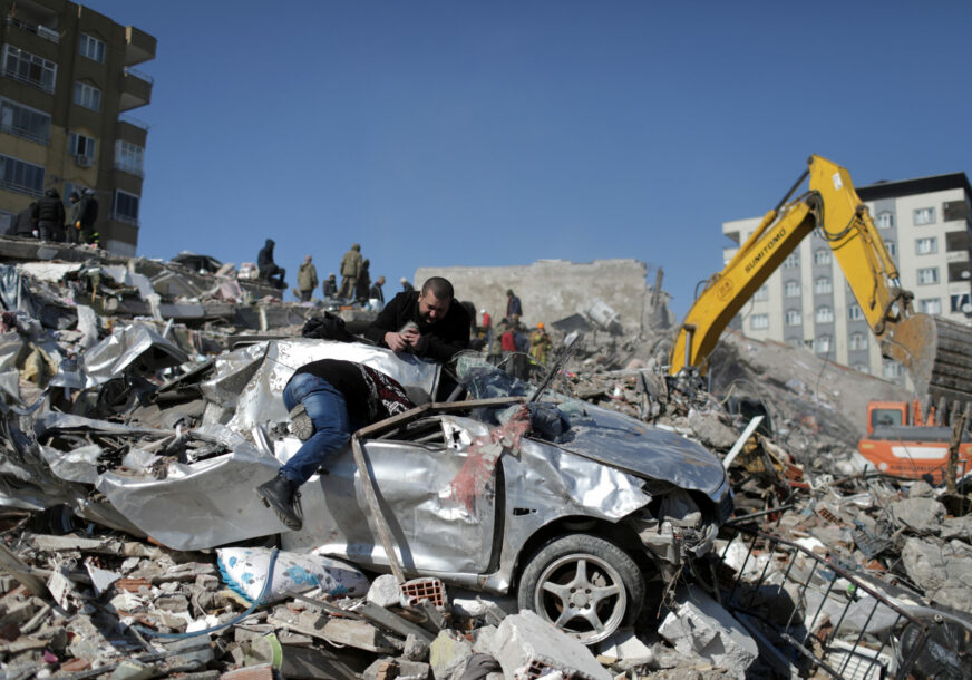 Smrt, bolest i očaj: Ovo je život u turskom gradu nakon razornog zemljotresa