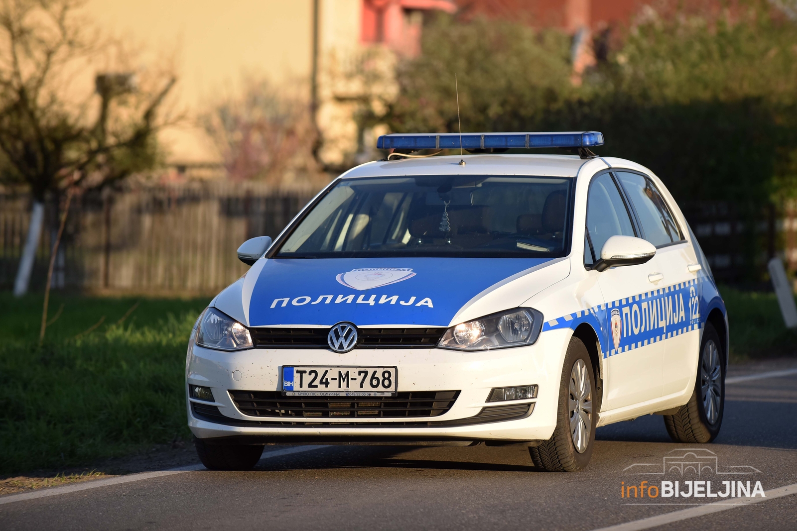 Teslićanka prilikom utovara sijena upala u bunar i utopila se