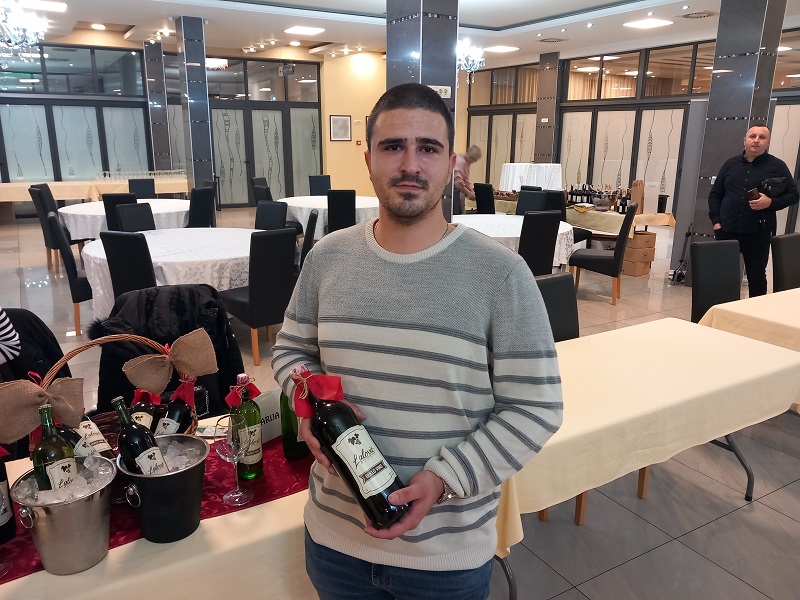 Zimski salon vina u Bijeljini u znaku proizvođača iz Srbije (FOTO)
