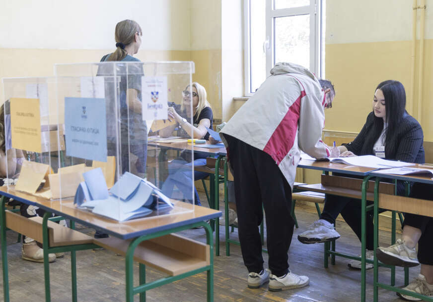 U SRBIJI SUTRA IZBORI Koliko birača iz BiH ima pravo glasa