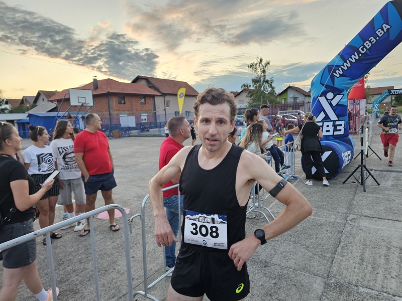 Ugljevik: Jubilarna ulična trka okupila rekordnih 650 učesnika /FOTO/