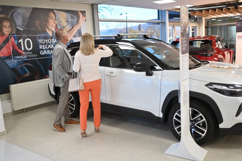 Toyota Sladaboni u novom ruhu: Svečano otvoren prošireni salon i novo skladište (FOTO)