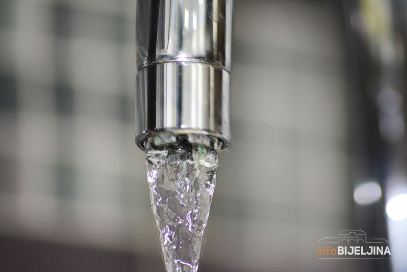 POJEDINA SEMBERSKA SELA OSTALA BEZ VODE Vanredna informacija o vodosnabdijevanju