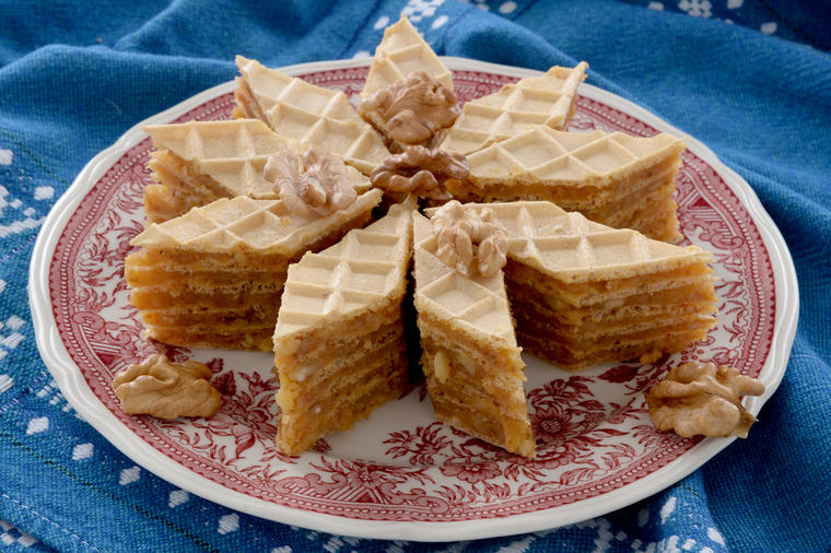 OBLANDE S KARAMELAMA I KEKSOM: Najsočnije kockice!