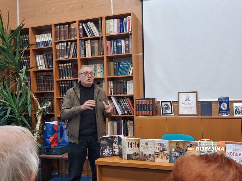 Vlado Arsić i Nenad Milkić u Han Pijesku: Od opasnosti koje vrebaju djecu do antiratnih priča (FOTO)