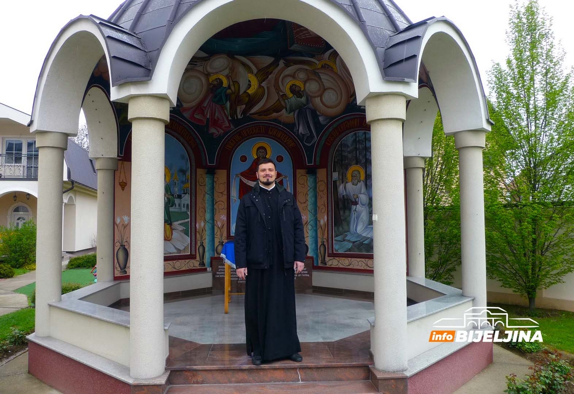 Protođakon Bojan Čečar: Vaskrs je temeljni praznik (FOTO)