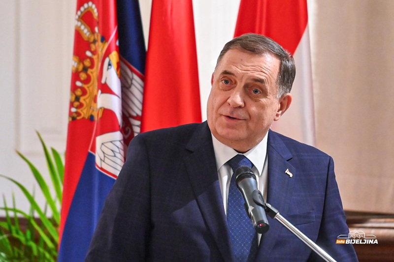 Dodik se obratio javnosti: Ni Srpska ni ja nismo prijetnja BiH, nema sreće u diktatu bilo kog stranca