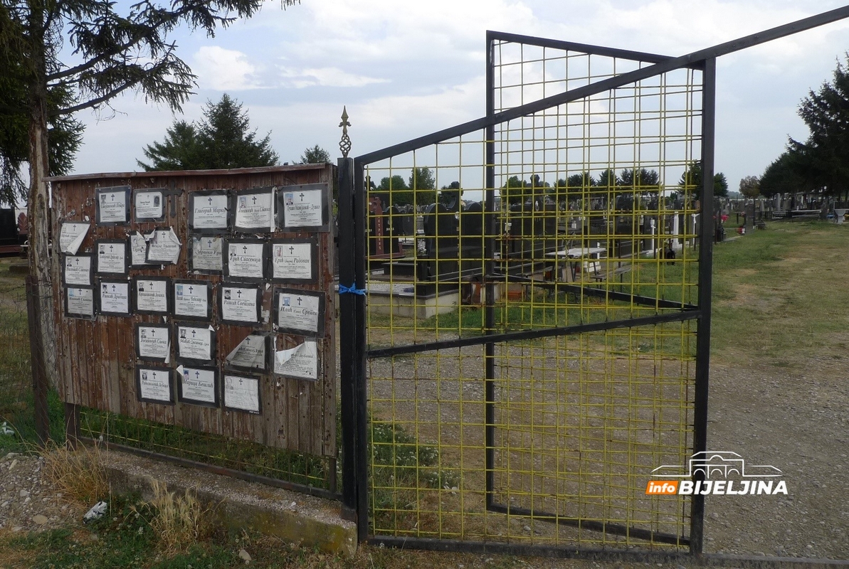 Na groblju u Batkoviću slobodno još samo desetak grobnih mjesta (FOTO)