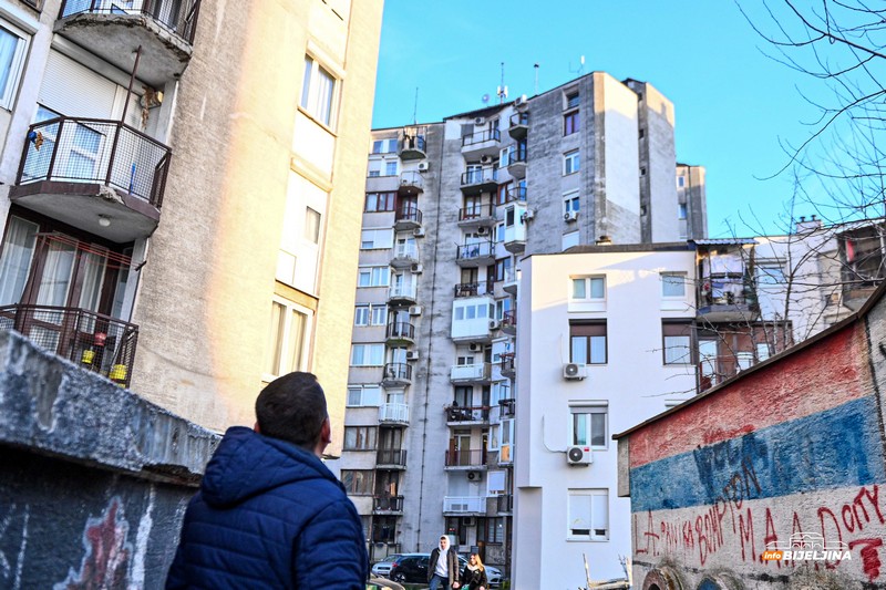 Bijeljina: Žele da uklone radioaktivni gromobran, ali ne zna se ko je nadležan (FOTO)