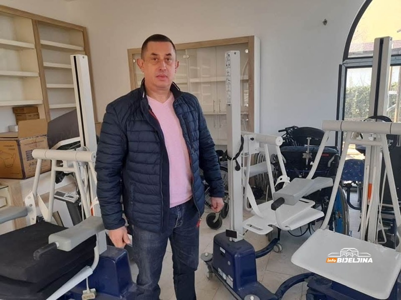 Bijeljinac Vinko Majinović tri decenije u Njemačkoj, pomaže najugroženijima: Kolica i pomagala za osobe sa invaliditetom u Semberiji