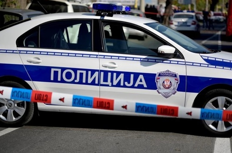 UZNEMIRUJUĆI SNIMAK IZ NOVOG SADA Muškarac ležao bez svijesti i u LOKVI KRVI nakon sukoba kod Petrovaradina