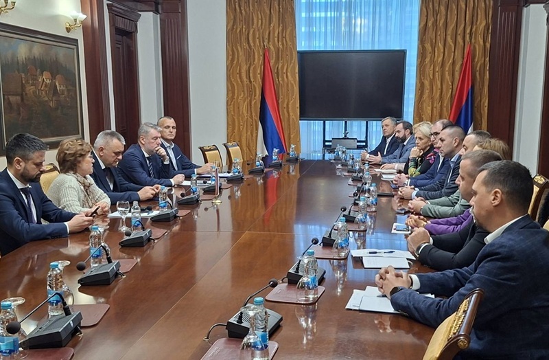 Kredit zatvara dug zdravstvenih ustanova u Srpskoj