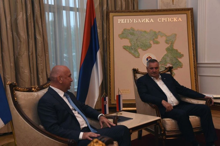 Višković i Popović: Ulaganje u IT industriju velika prilika za Srbiju i RS