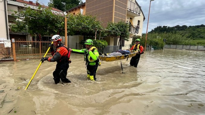 Dramatično i u Italiji: Gradovi pod vodom, ima mrtvih i nestalih (VIDEO)