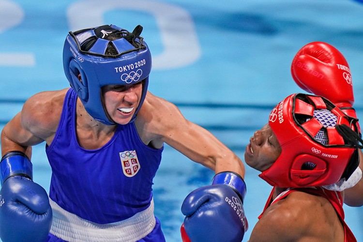 Bokserka Nina Radovanović u četvrtfinalu Olimpijskih igara
