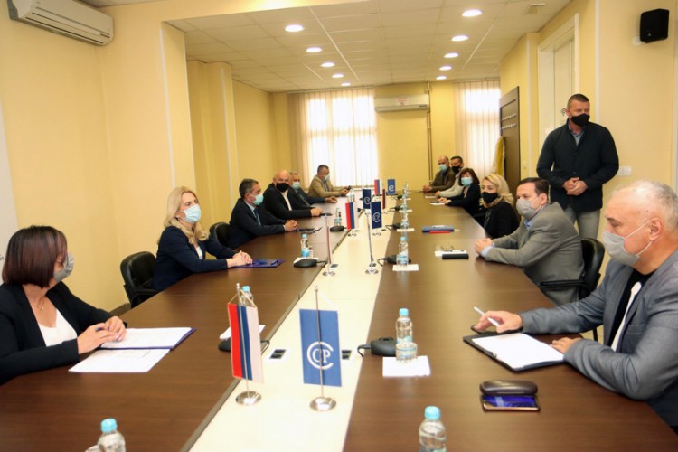 Mišić: Postoji prostor za povećanje najniže plate u RS