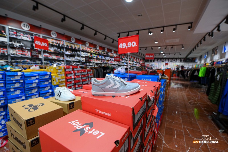 Veliki Đak Sport Bazar u Bijeljini: Ugrabite vrhunsku obuću i odjeću po neodoljivim cijenama